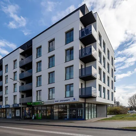 Bright With Balcony For 4 People By Renters Apartment